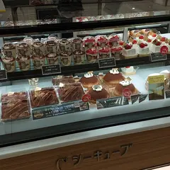 C3 シーキューブ 名古屋三越店