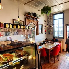 Hello Sunday Cafe