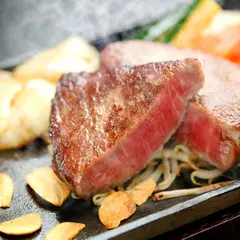 旧軽井沢唯一の本格派ステーキハウス ステーキ&ハンバーグASAMA