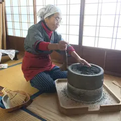 そば打ち体験民宿はちのこ