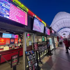 Tix4Vegas - バリーズ・グランド・バザー・ショップス