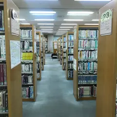 川崎市立川崎図書館