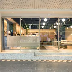 Let’s Café PLUS Zhongshan Shop