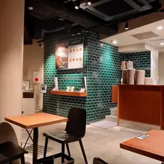 クリスプ・サラダワークス 二子玉川店 CRISP SALAD WORKS