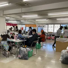 オンワードファミリーセール会場