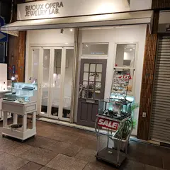 ビジュオペラ