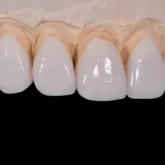 グランツ歯科クリニック