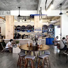Common Man Coffee Roasters - Joo Chiat Road