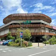 イーアス高尾