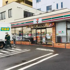 セブン-イレブン ＪＲ和歌山駅東口店