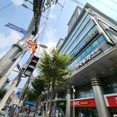 アラジン中古書店 新林店