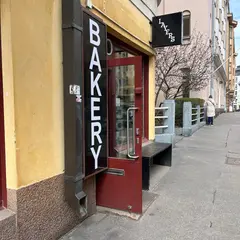 Layers Bakery