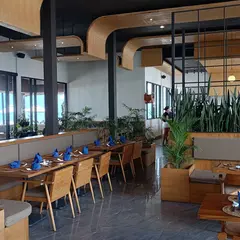 Grand Puncak Sari Restaurant