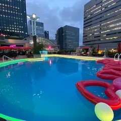 ナイトプール THE WATER TERRACE