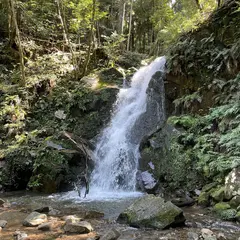 鶯の滝