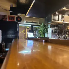 Bar９