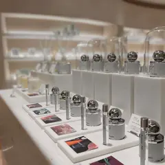 Aíam ルミネエスト新宿店