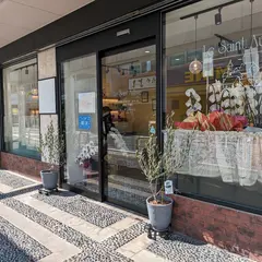 Le Saint Aulaye ル·サントーレ 井尻店