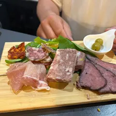 ワイン専門店ヴァンタス