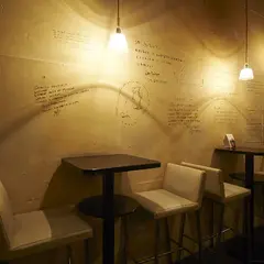 Cafe&Bar Leandro(カフェアンドバー レアンドロ)