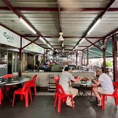 黄亞華小食店