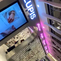 LUPIS リンクス梅田店