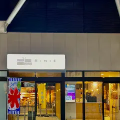 福井駅前フードホール MINIE