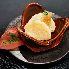 むくり屋根の和食処 割烹朝田屋