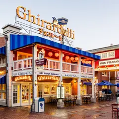 Ghirardelli Soda Fountain & Chocolate Shop (Disneyland)