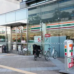 セブン-イレブン 江東深川ギャザリア店