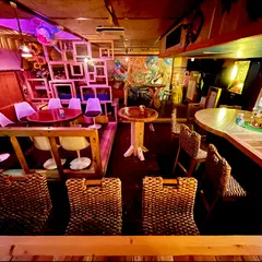 バー リフューエル ハクバ