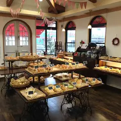 手作りパンの店 ワンピース