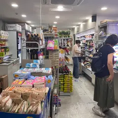 7-ELEVEN