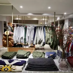 MANOA used clothing