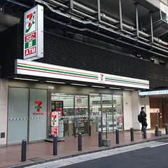 セブン-イレブン ハートインＪＲ博多駅筑紫口店