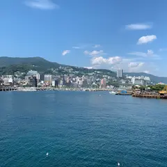 静岡県熱海港船客待合所