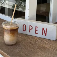 シックス オア サード  コーヒースタンド（SIXTH OR THIRD COFFEE STAND）