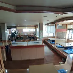 魯山 小出店