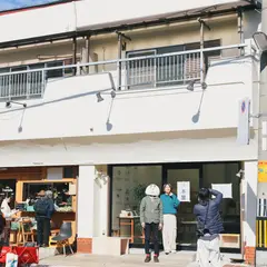 実験する本屋 ヌリタシ