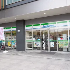 ファミリーマート 成田店