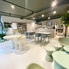 EmoLab Cafe