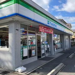 ファミリーマート 岸和田上町店