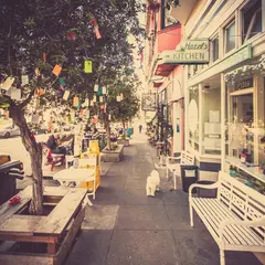 Hazel's Kitchen (Sandwich Shop)