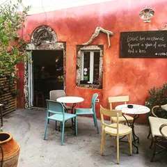 Oia Oenosart