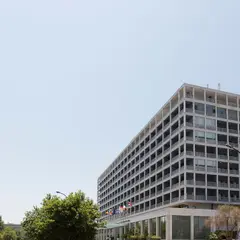 マケドニア パレス