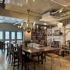 H.A.L. cafe