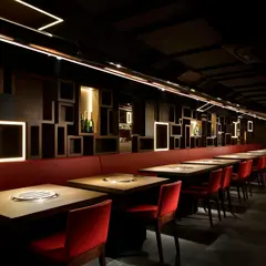 焼肉トラジ 国際フォーラム横店