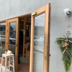 ザ フライヤー ベーカリー