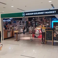 Annam Gourmet market