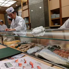 築地 秀徳 本店